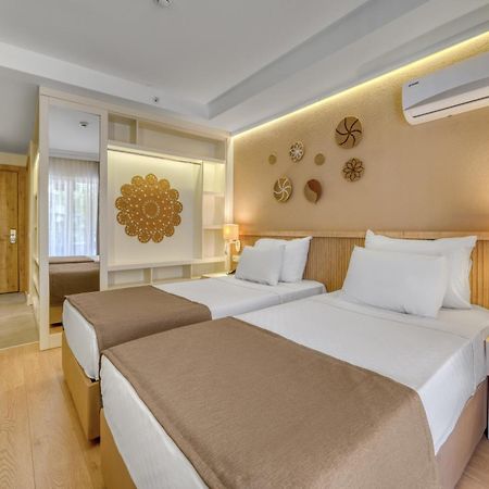 אלאניה Park Hotel (Adults Only) מראה חיצוני תמונה