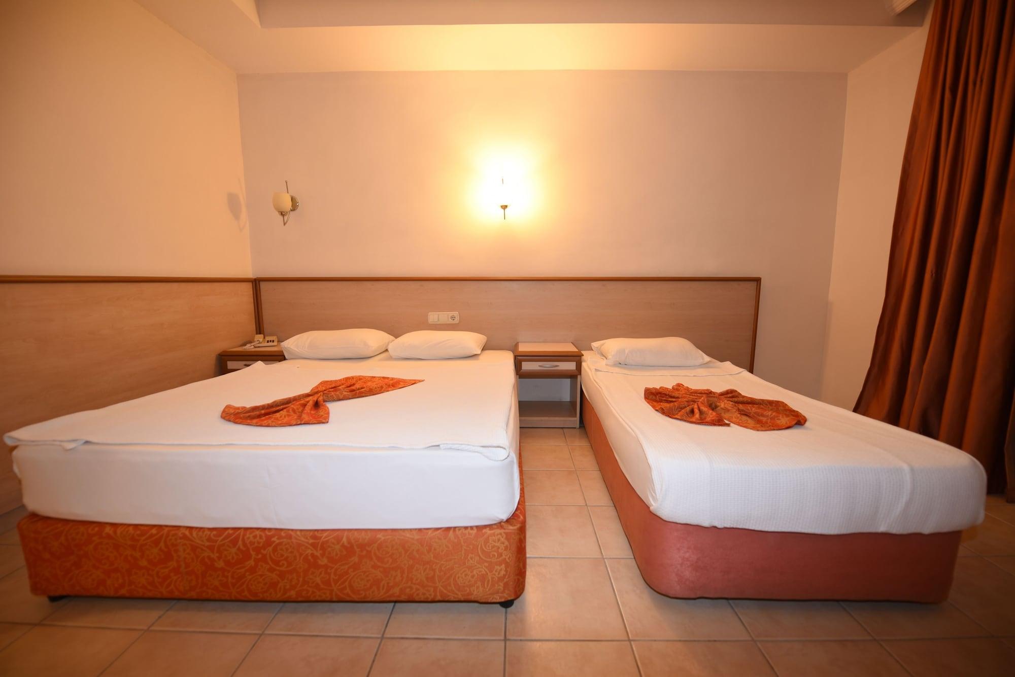 אלאניה Park Hotel (Adults Only) מראה חיצוני תמונה