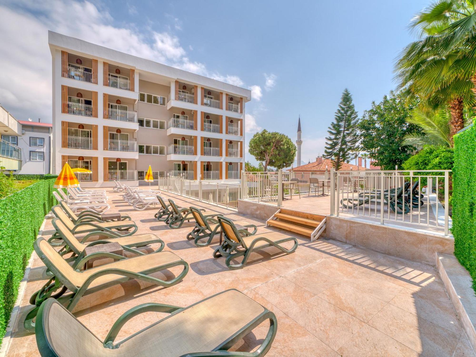 אלאניה Park Hotel (Adults Only) מראה חיצוני תמונה