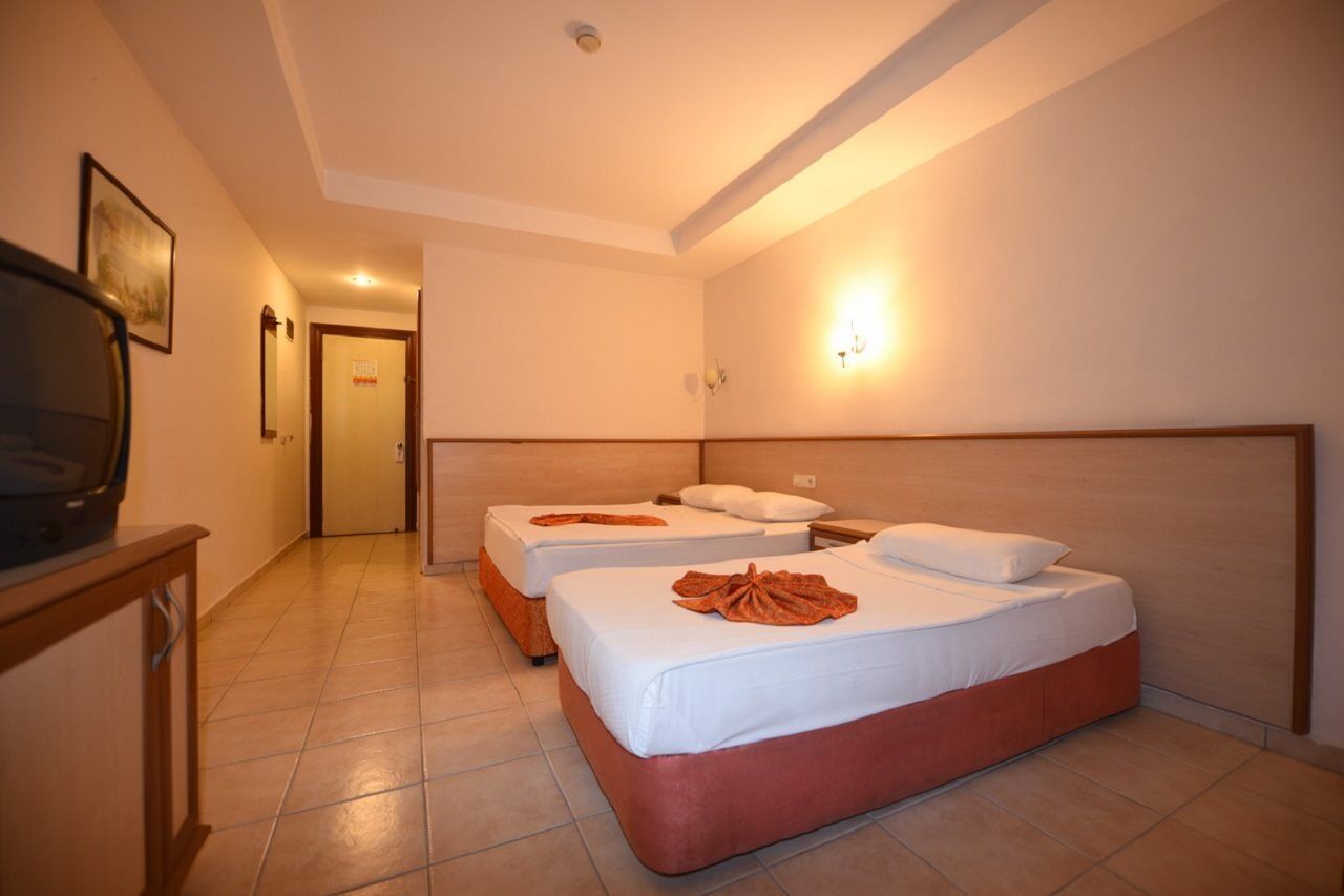 אלאניה Park Hotel (Adults Only) מראה חיצוני תמונה